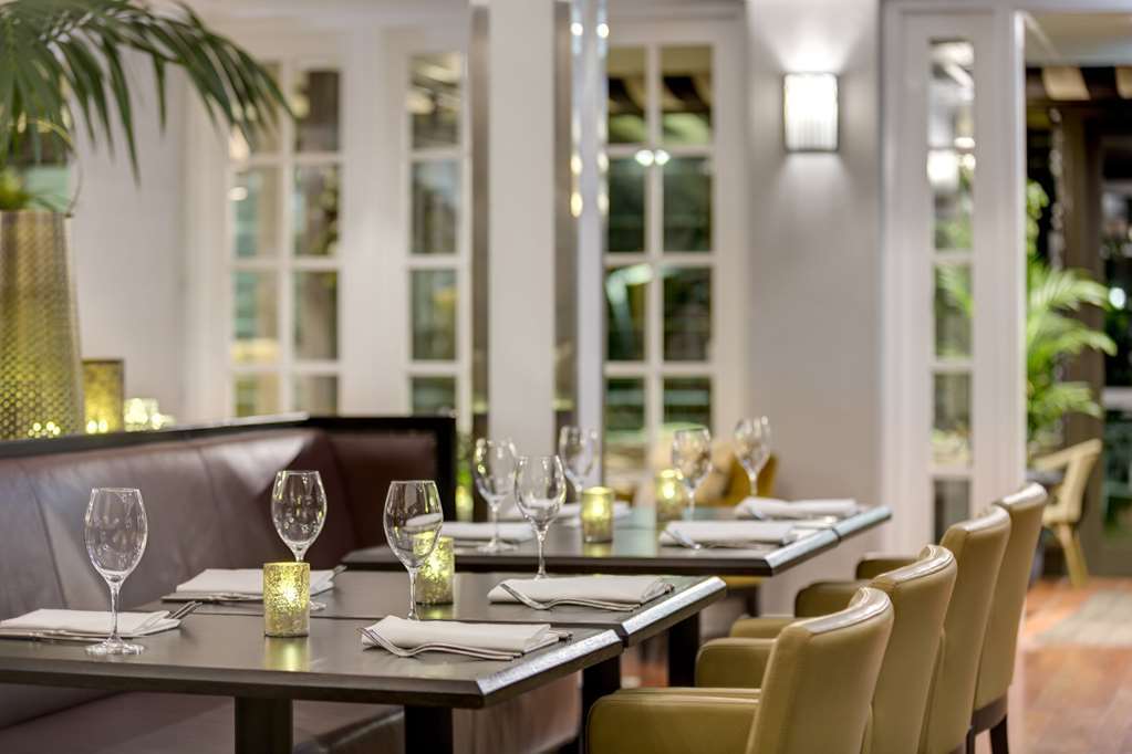 Hotel Kurrajong Канберра Ресторан фото
